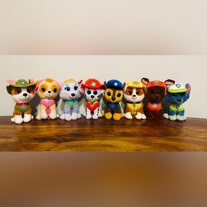 Complete set of 8 paw patrol beanie babies!